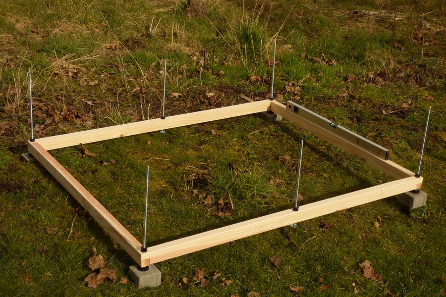 Hochbeet Abstandshalter auf ersten Ring